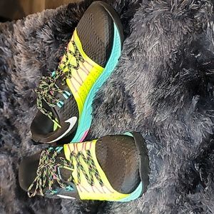 Men's Nike shoe
